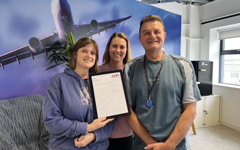 Efret proud to announce renewal of AEO accreditation